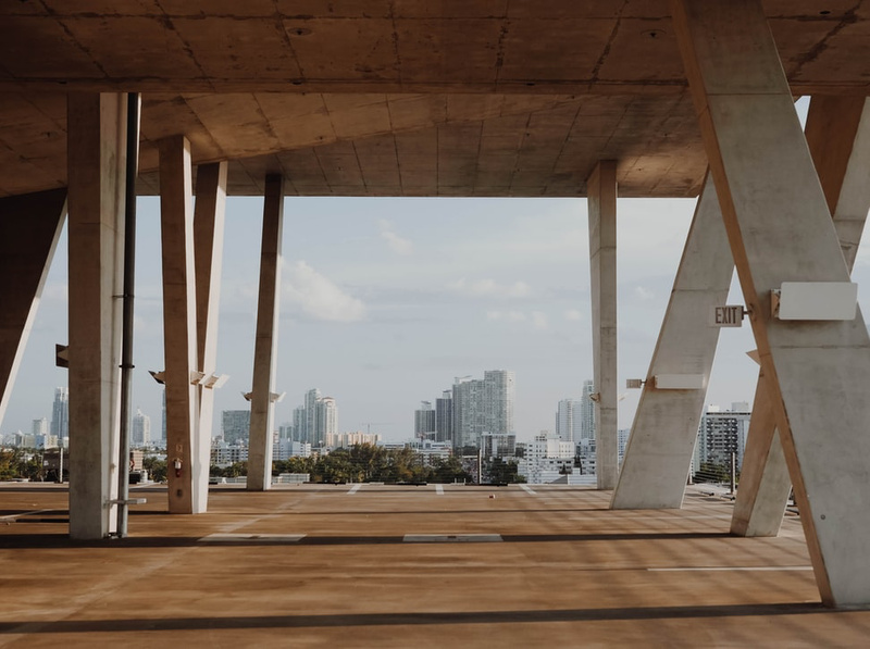 089 Concrete Pillars