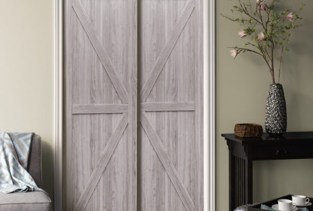 098 barn door closet